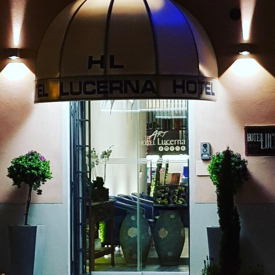Lucerna 3*