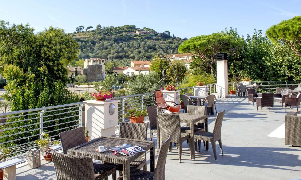 Lucerna Hotel